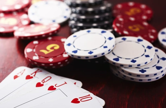 Tại sao cần phải đọc bài poker? Tại sao cần phải đọc bài poker?