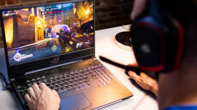 Cần chuẩn bị những gì khi chơi game online trên máy tính