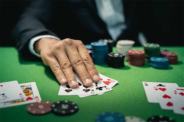 Luật chơi và các vòng đánh bài Luật chơi và các vòng đánh bài
